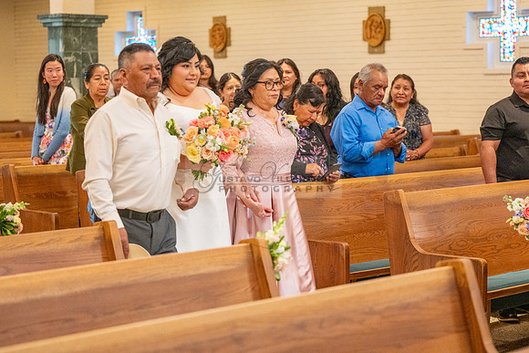 Sandra and Manuel wedding ceremony at St. Mary Catholic church in Escondido Ca, reception at Boulder Oaks Golf Course, Escondido Ca, Gustavo Villarreal Photography, videographer, 323-633-8283, www.gvp