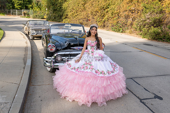 Calilea Rodriguez quinceanera photo soot, photography at Penn Park in Whittier Ca, Gustavo Villarreal Photographer, videographer, 323-633-8283, www.gvphotoandvideo.com