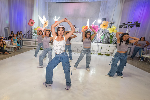LINK #2-Janelle Ornelas, Sweet Sixteen, quinceanera, celebration at El Palacio Hall in south El Monte Ca, Gustavo Villarreal Photography, 323-633-8283, www.gvphotoandvideo.com