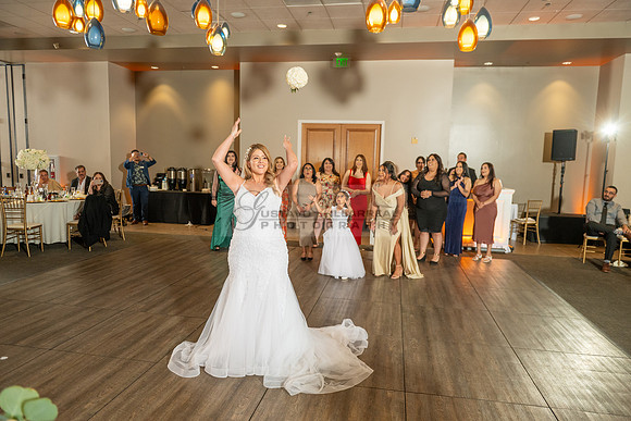 Alberto y Lourdes wedding celebration, photographer, videographer at Rio Hondo country Club in Downey Ca. Gustavo Villarreal photography, 323-633-8283, www.gvphotoandvideo.com