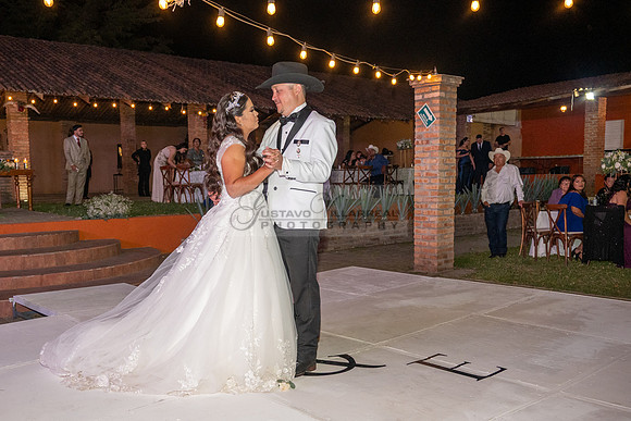 Lalo and Indira wedding, boda en Puga Nayarit Mexico, Gustavo Villarreal Photography, 323-633-8283, www.gustavovillarreal.com