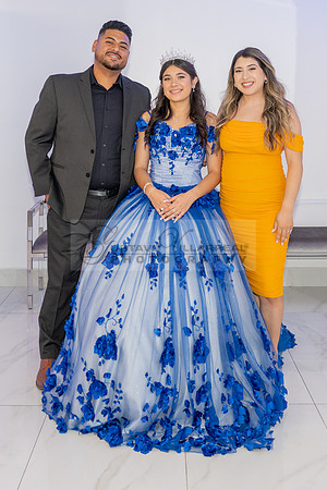 Violeta Noemi quinceanera celebration, photographer , videographer in Hacienda Heights Ca, Montebello Ca, Gustavo Villarreal Photography, 323-633-8283, www.gvphotoandvideo.com