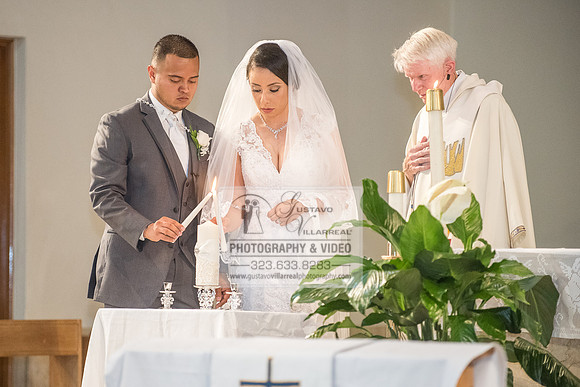 EVELIA Y JUAN weddings photography and video at St Joseph Catholic church in Hawthorne Ca, Reception venues at Temple of Emanuel of beberly hills Ca,  www.gustavovillarreal.com, 323-633-8283