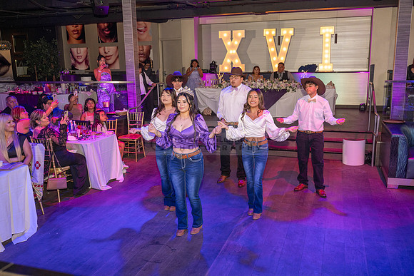 Leah Torres quinceanera celebration, reception, photography, videography, reception, Quiet Cannon Banquet Hall in the city of Montebello Ca, Gustavo Villarreal photographer, 323-633-8283, www.gvphotoa