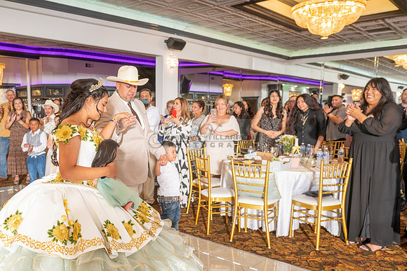 Arianna Tejada quinceanera celebration, photography, videography at Our lady of Guadalupe in El Monte Ca, Fiesta Mexican banquet Hall Montclair Ca, Gustavo Villarreal photo and video, 323-633-8283, ww