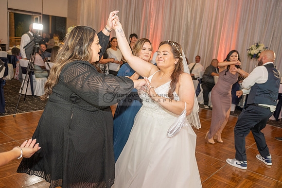 Raymond and Robyn wedding celebration, reception, ceremony at Quiet Cannon Banquet hall in Montebello Ca, photography, videography by Gustavo Villarreal, 323-633-8283, www.gvphotoandvideo.com