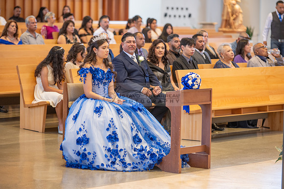 Violeta Noemi quinceanera celebration, photographer , videographer in Hacienda Heights Ca, Montebello Ca, Gustavo Villarreal Photography, 323-633-8283, www.gvphotoandvideo.com