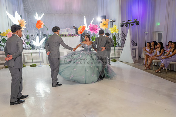 LINK #2-Janelle Ornelas, Sweet Sixteen, quinceanera, celebration at El Palacio Hall in south El Monte Ca, Gustavo Villarreal Photography, 323-633-8283, www.gvphotoandvideo.com