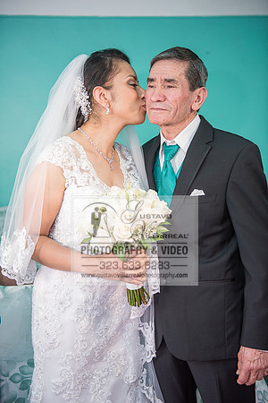 EVELIA Y JUAN weddings photography and video at St Joseph Catholic church in Hawthorne Ca, Reception venues at Temple of Emanuel of beberly hills Ca,  www.gustavovillarreal.com, 323-633-8283