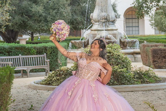 Camila Pacheco quinceanera, sweet 16, photo session in Pasadena City Hall in Pasadena California, photography and videography by Gustavo Villarreal photographer, 323-633-8283, www.gvphotoandvideo.com