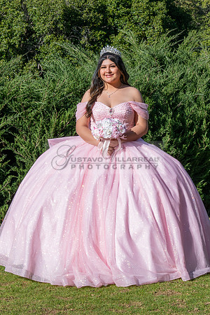 Sophia Salas quinceanera, photo, shoot, at Penn Park in Whittier Ca, Gustavo Villarreal Photography, 323-633-8283, www.gustavovillarreal.com