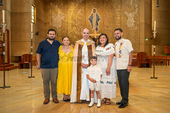 Baptism photographer, videographer at Cathedral of our Lady of Angeles in Los Angeles Ca. Gustavo Villarreal Photography, 323-633-8283, www.gvphotoandvideo.com